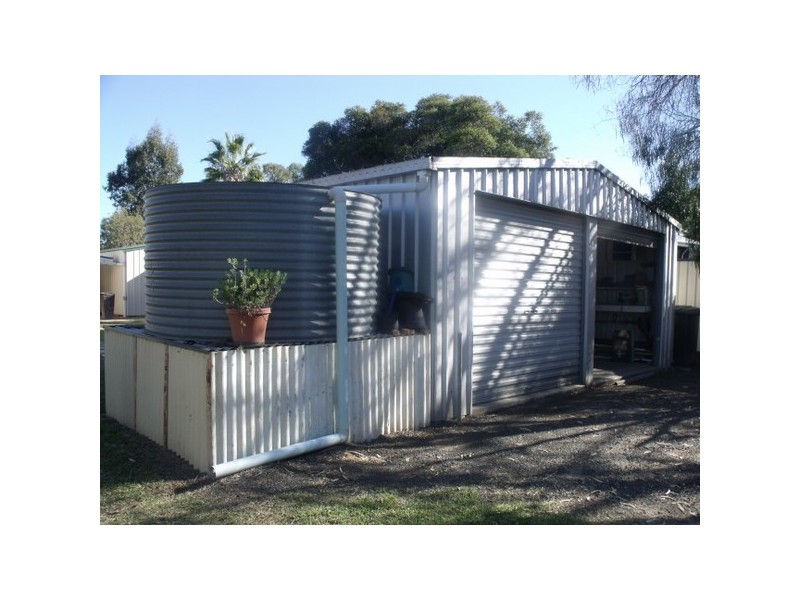 5 Timbury Street, Roma QLD 4455