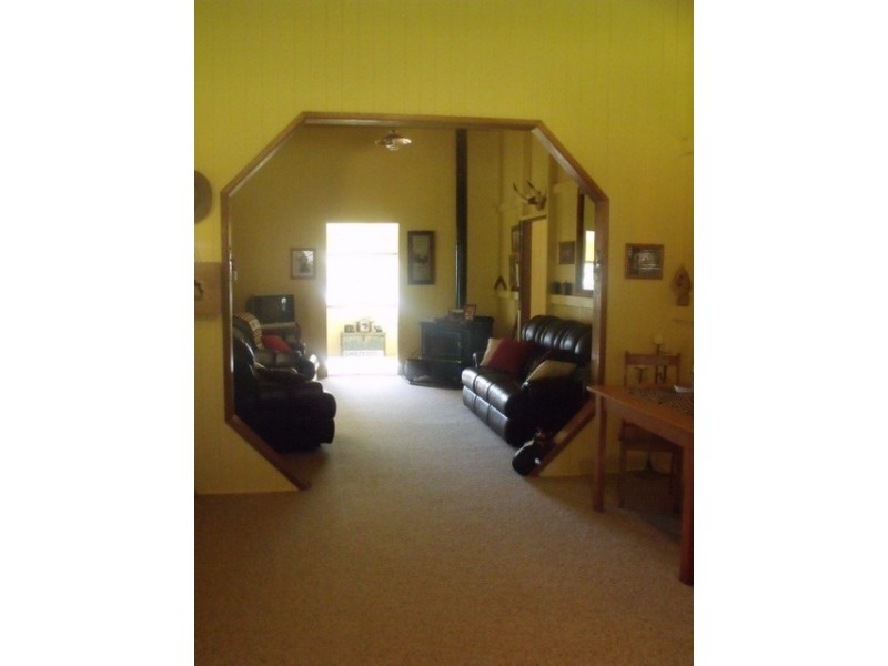 4 Roslyn Drive, Roma QLD 4455