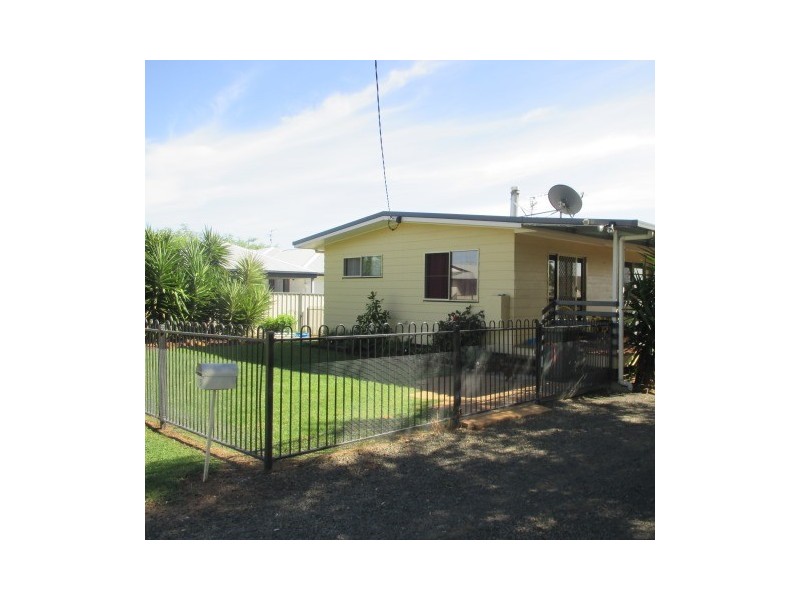 15 Robusta Drive, Roma QLD 4455