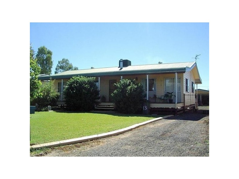 13 Alex Parade, Roma QLD 4455