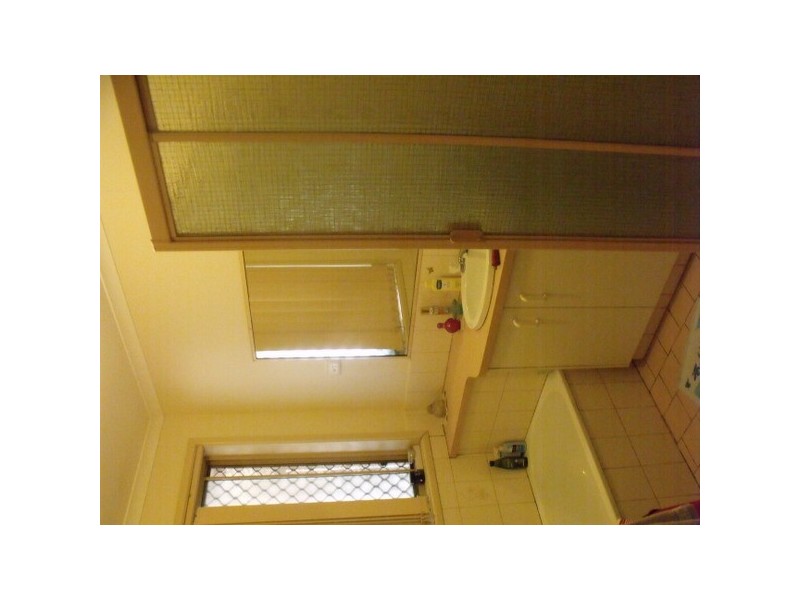 201 Charles, Roma QLD 4455