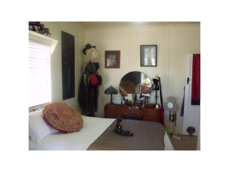 6 Queen Street, Roma QLD 4455