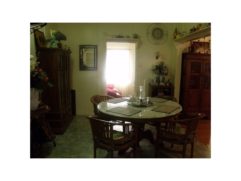 6 Queen Street, Roma QLD 4455