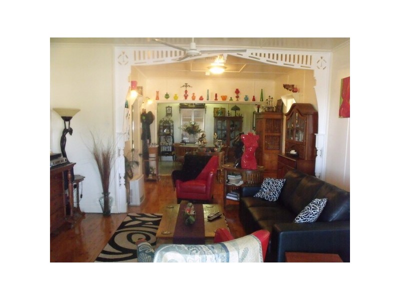 6 Queen Street, Roma QLD 4455