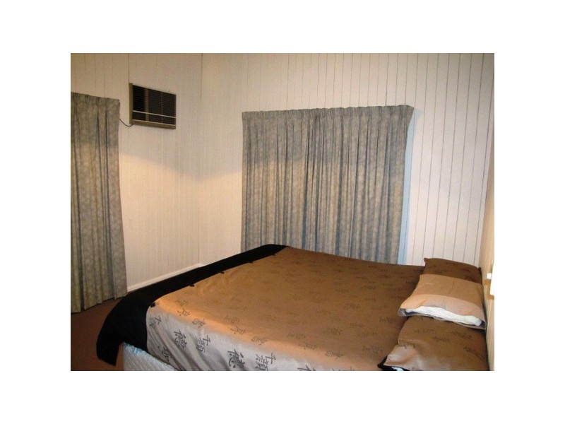 12 Duke Street, Roma QLD 4455