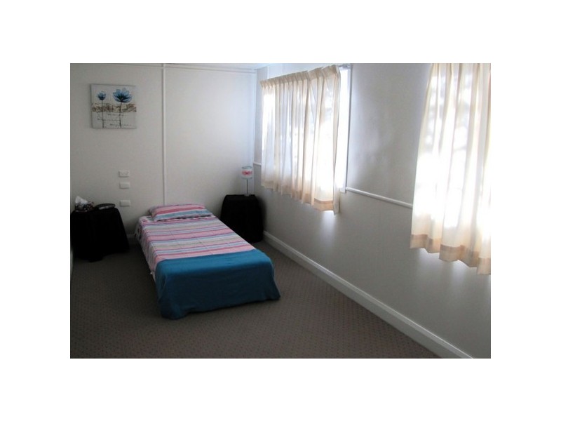 12 Duke Street, Roma QLD 4455