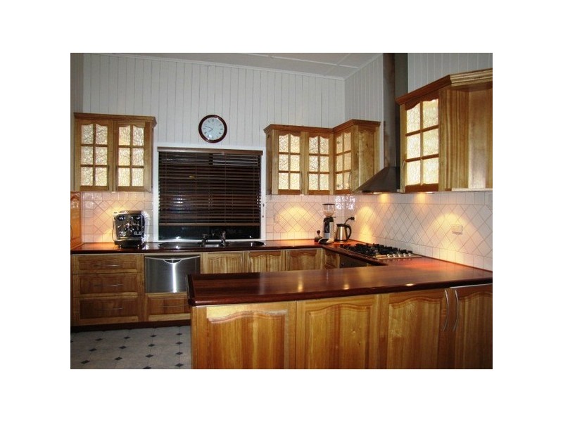 12 Duke Street, Roma QLD 4455