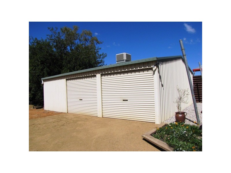 12 Duke Street, Roma QLD 4455