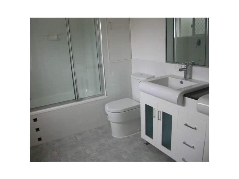 18 Conlon Street, Roma QLD 4455