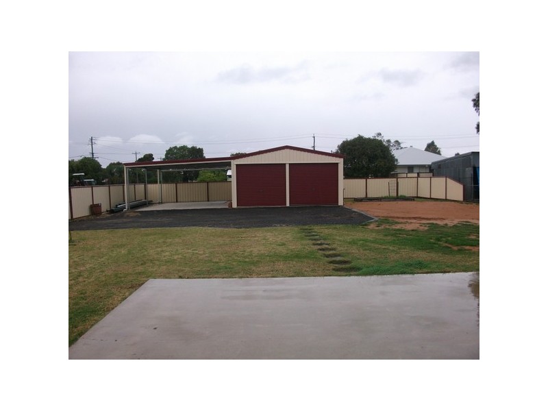 18 Conlon Street, Roma QLD 4455