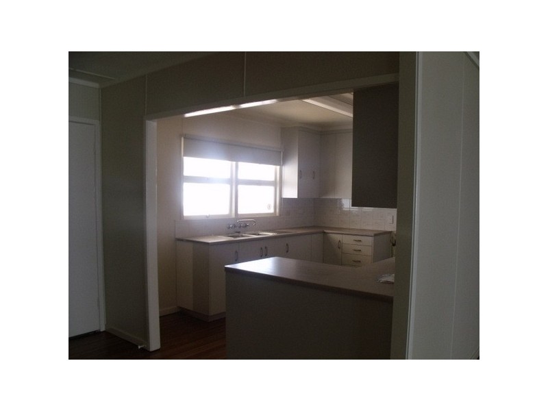 2 Beitz Street, Roma QLD 4455
