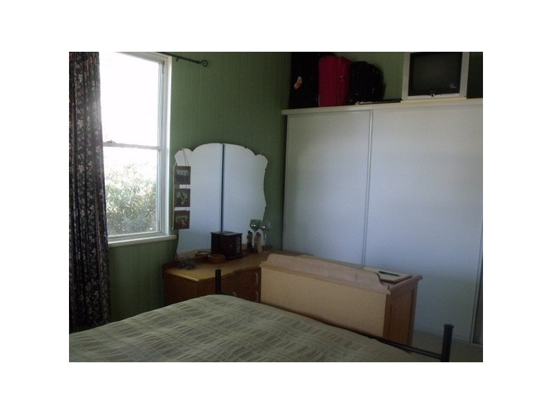 6 Twine Street, Roma QLD 4455