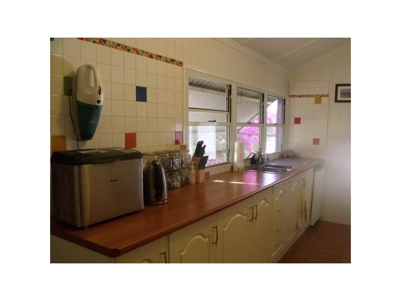 6 Twine Street, Roma QLD 4455