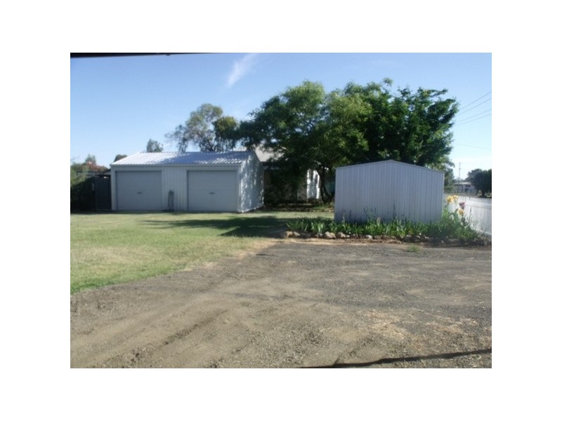 6 Twine Street, Roma QLD 4455