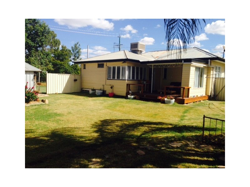 84 Hawthorne Street, Roma QLD 4455