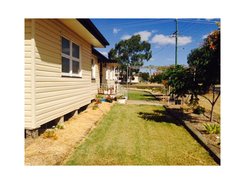 84 Hawthorne Street, Roma QLD 4455