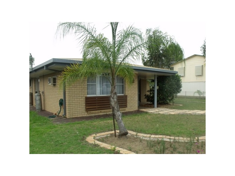 53 Taylor Street, Roma QLD 4455