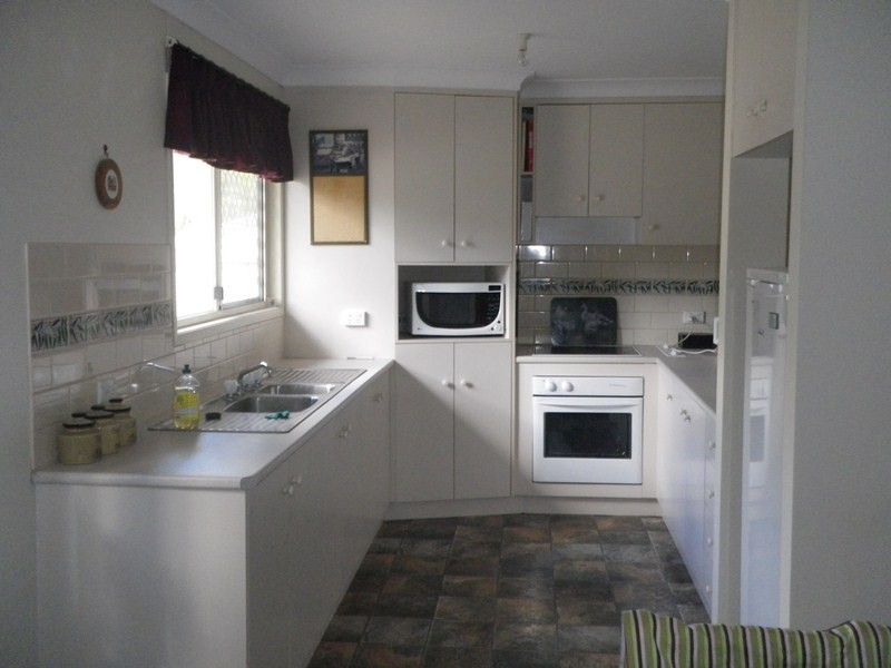 14 Alex Parade, Roma QLD 4455