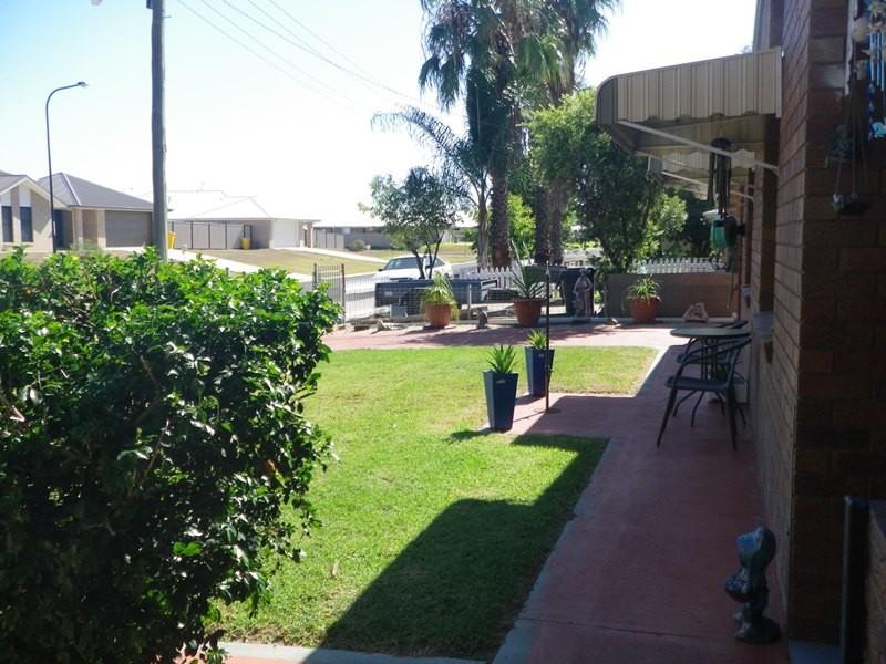 24 Edna Street, Roma QLD 4455