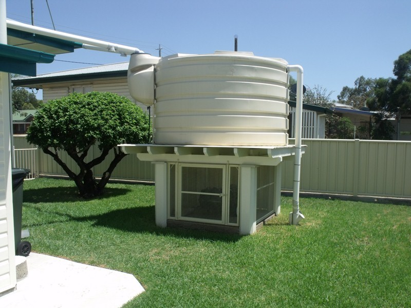 124 Currey Street, Roma QLD 4455