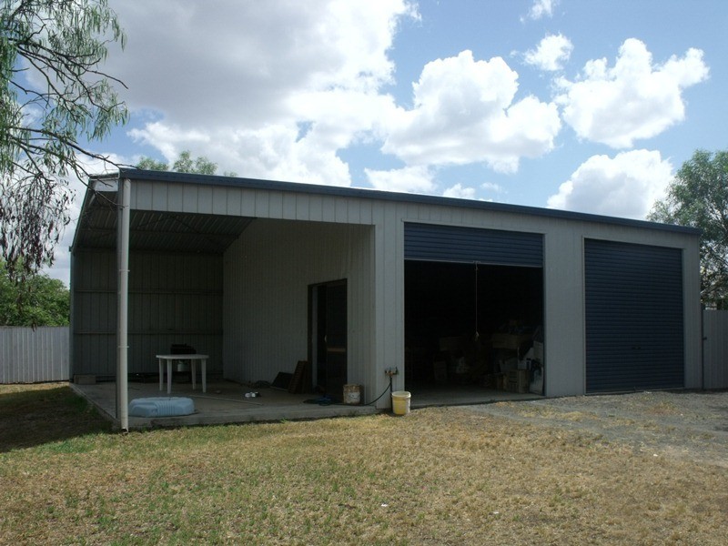 32 Twine Street, Roma QLD 4455