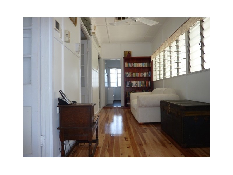 14 Crawford Street, Roma QLD 4455