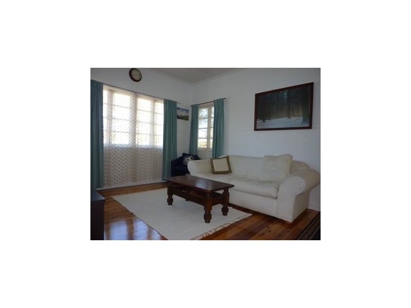 14 Crawford Street, Roma QLD 4455