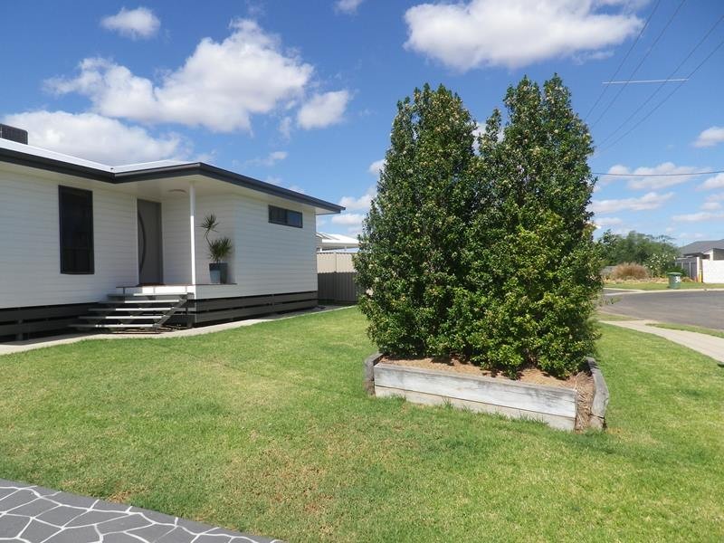 30 Robusta, Roma QLD 4455