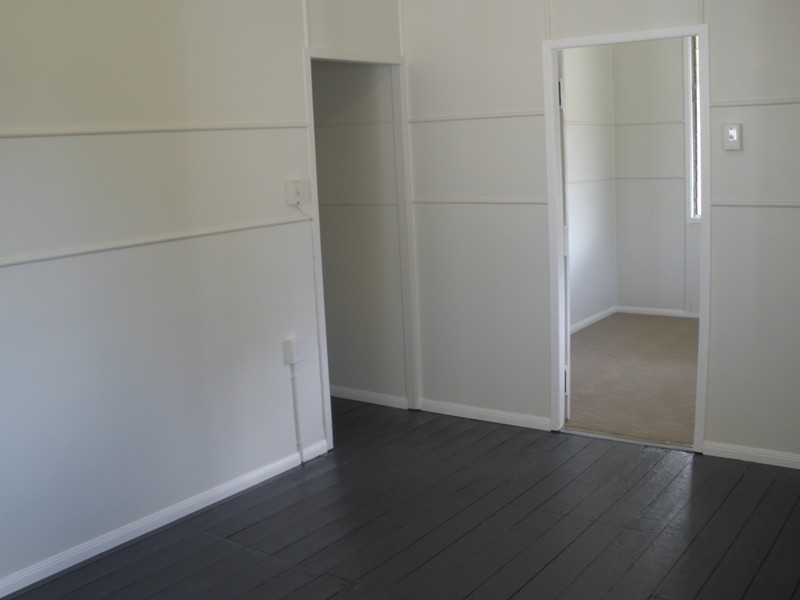 50 Raglan Street, Roma QLD 4455