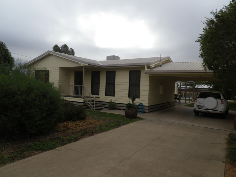 15 Everingham Avenue, Roma QLD 4455