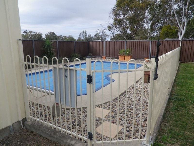 15 Everingham Avenue, Roma QLD 4455