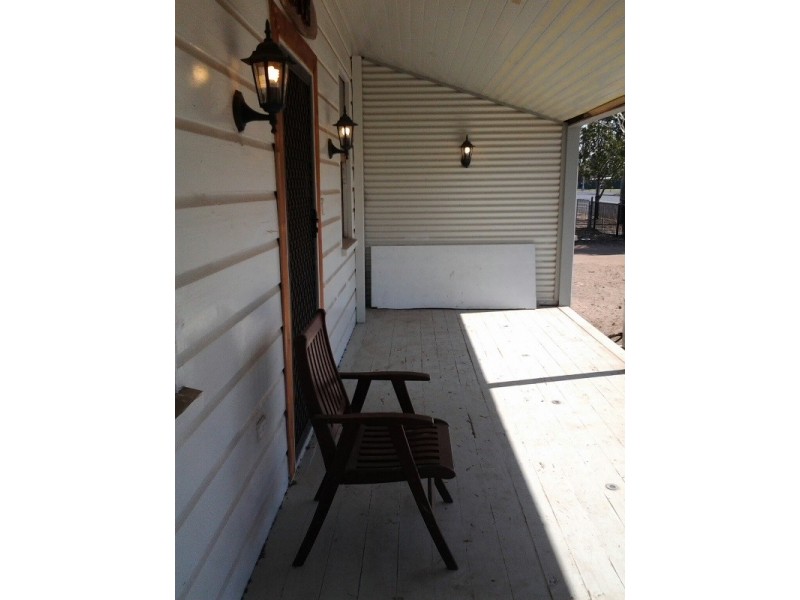 10 Bowen Street, Roma QLD 4455