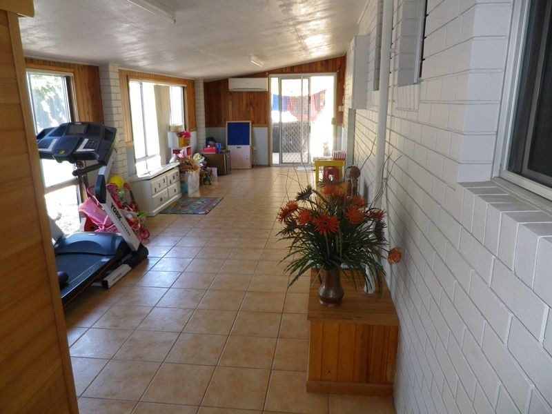 19 Wright Street, Roma QLD 4455