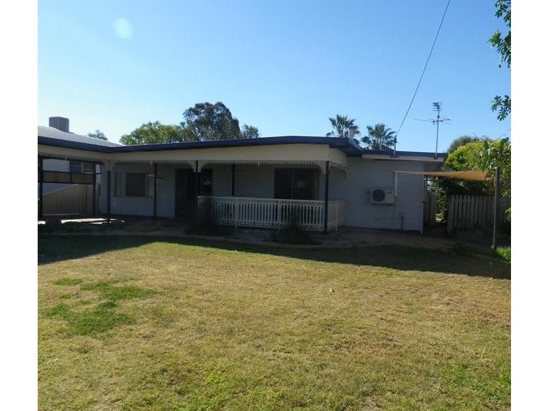 115 Miscamble Street, Roma QLD 4455