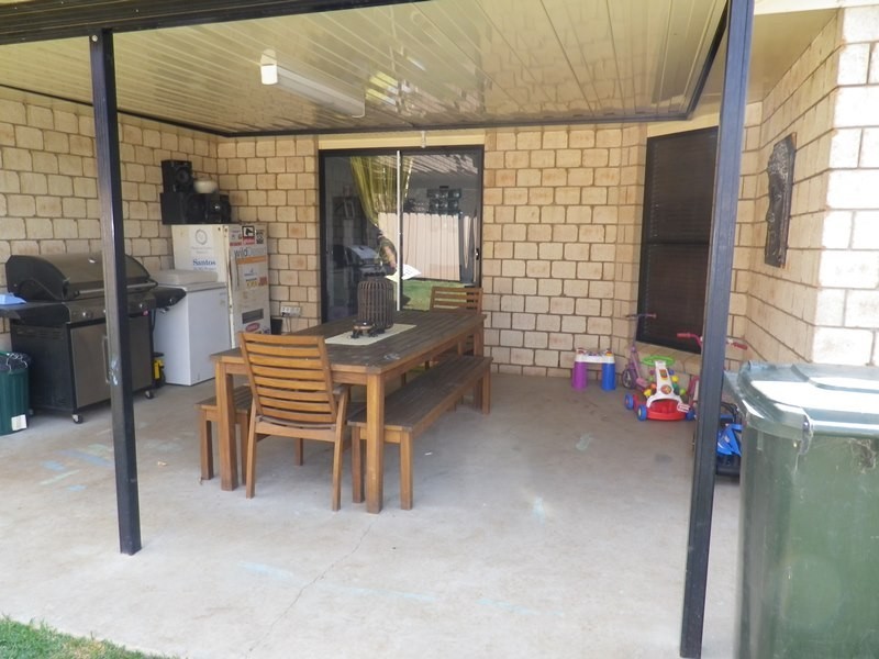 124 Bowen Street, Roma QLD 4455