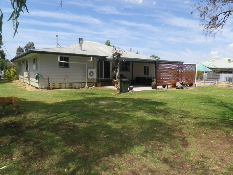 17 Arthur Street, Roma QLD 4455