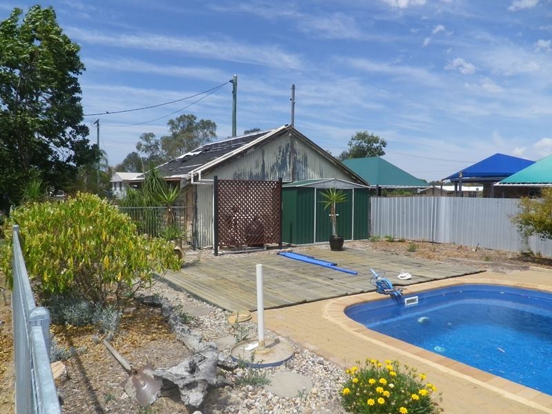 17 Arthur Street, Roma QLD 4455