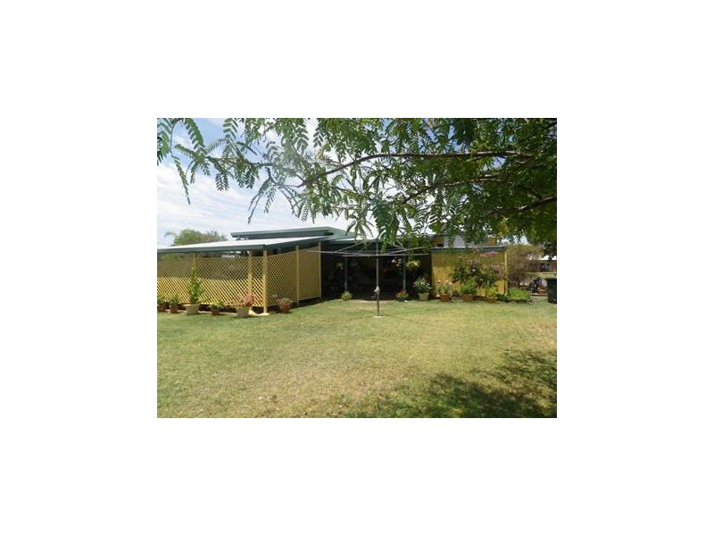 5 ELMER STREET, Roma QLD 4455