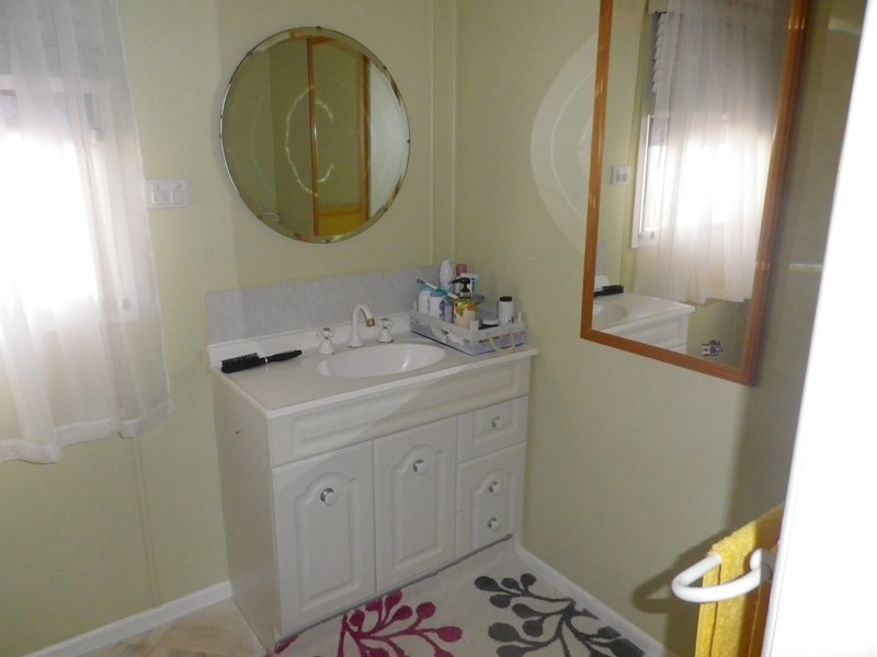 73 Hawthorne Street, Roma QLD 4455