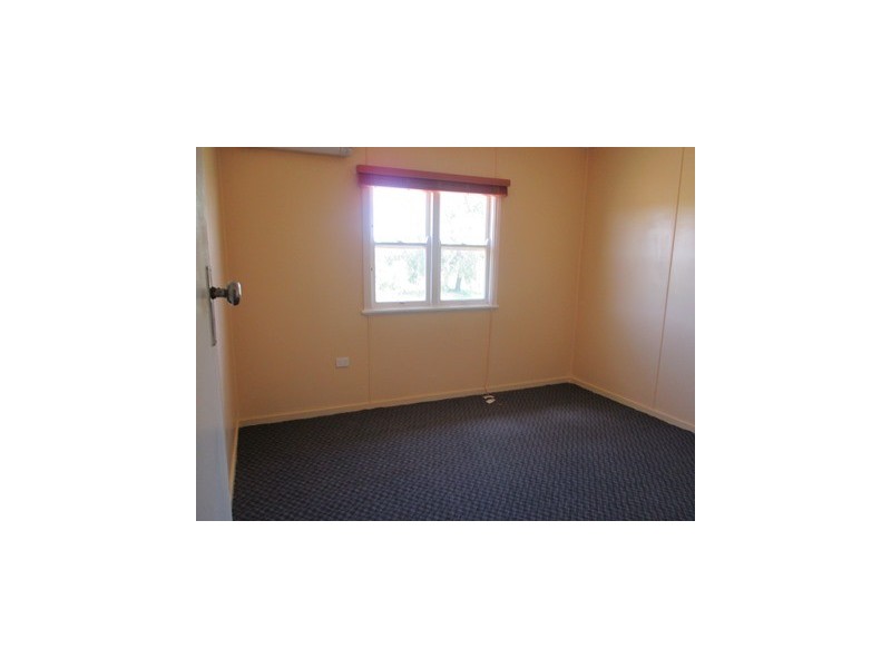 127 Clayton Road, Roma QLD 4455