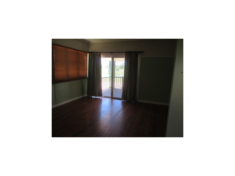 127 Clayton Road, Roma QLD 4455