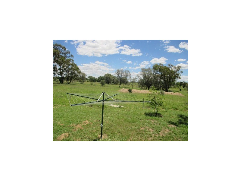 127 Clayton Road, Roma QLD 4455