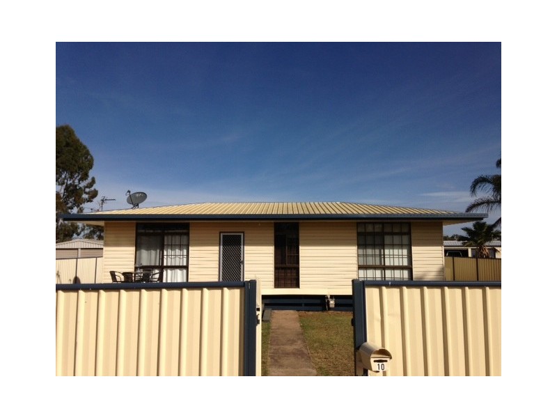 10 Derry Street, Roma QLD 4455
