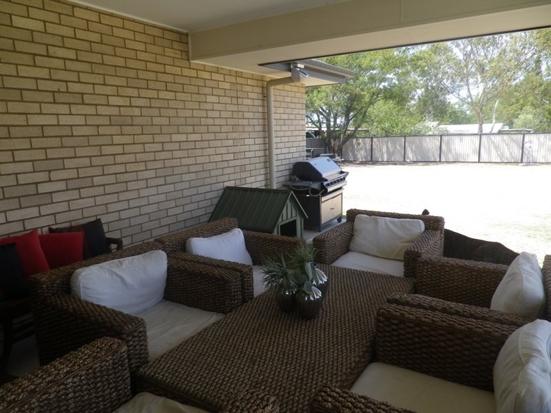 4 Beetson Drive, Roma QLD 4455