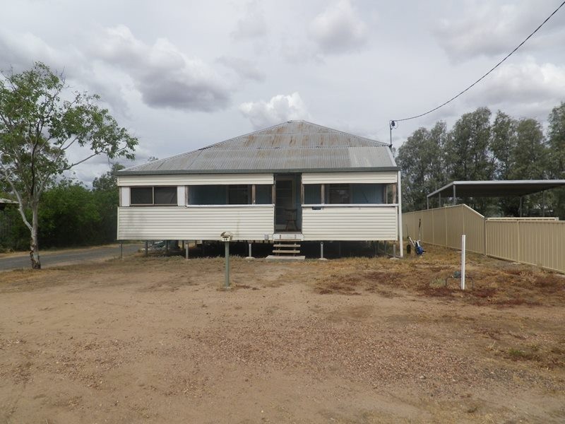 58 Feather Street, Roma QLD 4455