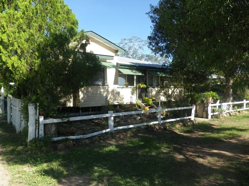 65 Ronald Street, Injune QLD 4454