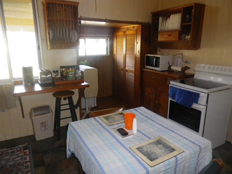 65 Ronald Street, Injune QLD 4454