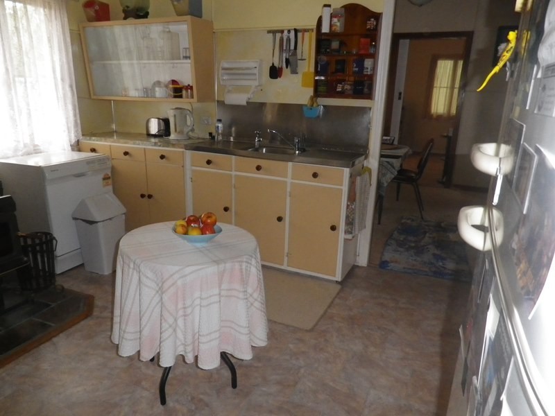 42 High Street, Wallumbilla QLD 4428