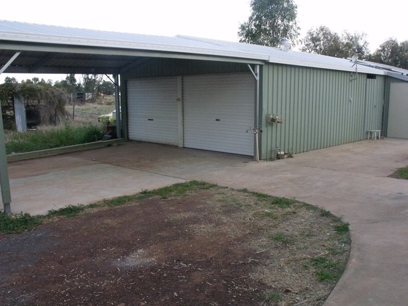 7-13 Edwardes Street, Roma QLD 4455
