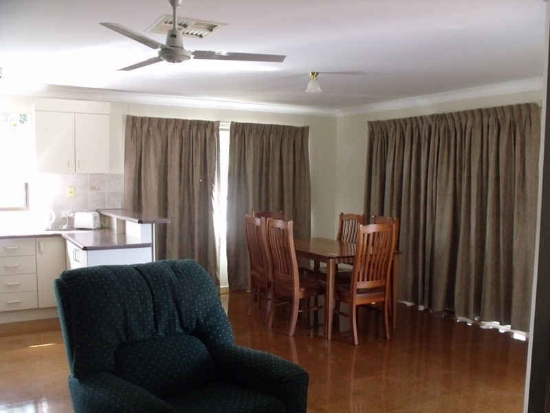 7-13 Edwardes Street, Roma QLD 4455